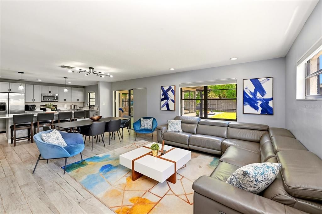 For Sale: $622,000 (4 beds, 2 baths, 1925 Square Feet)