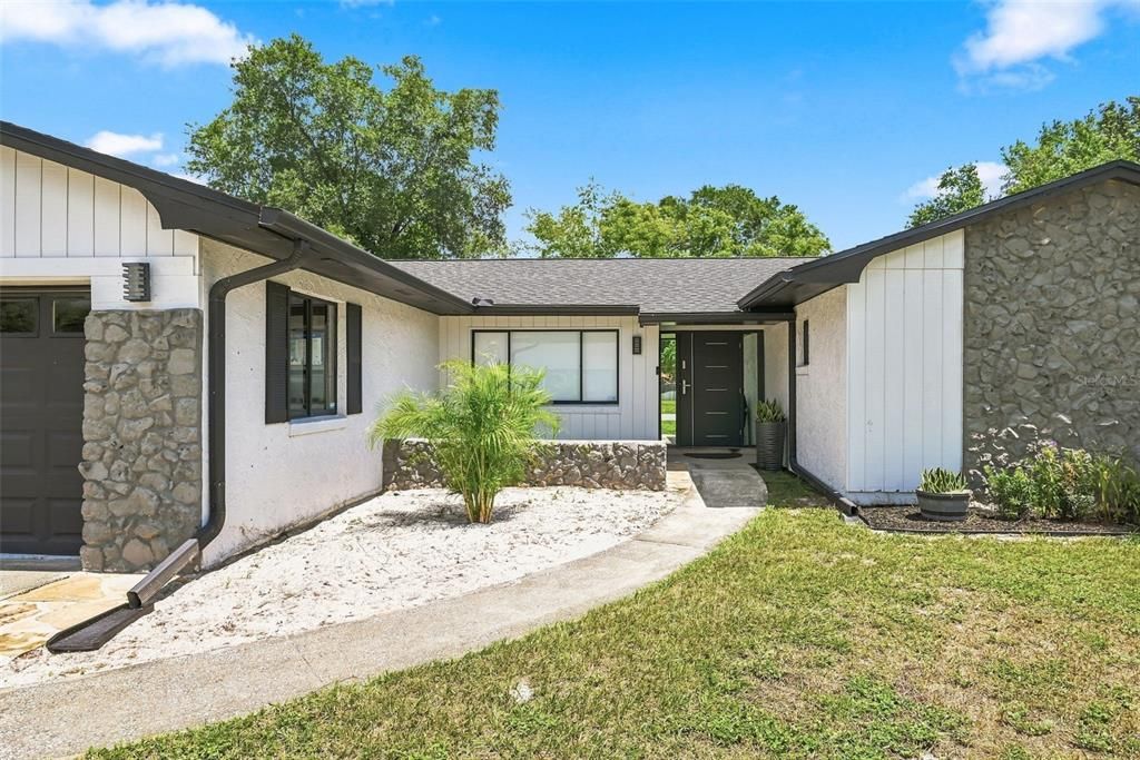 For Sale: $622,000 (4 beds, 2 baths, 1925 Square Feet)