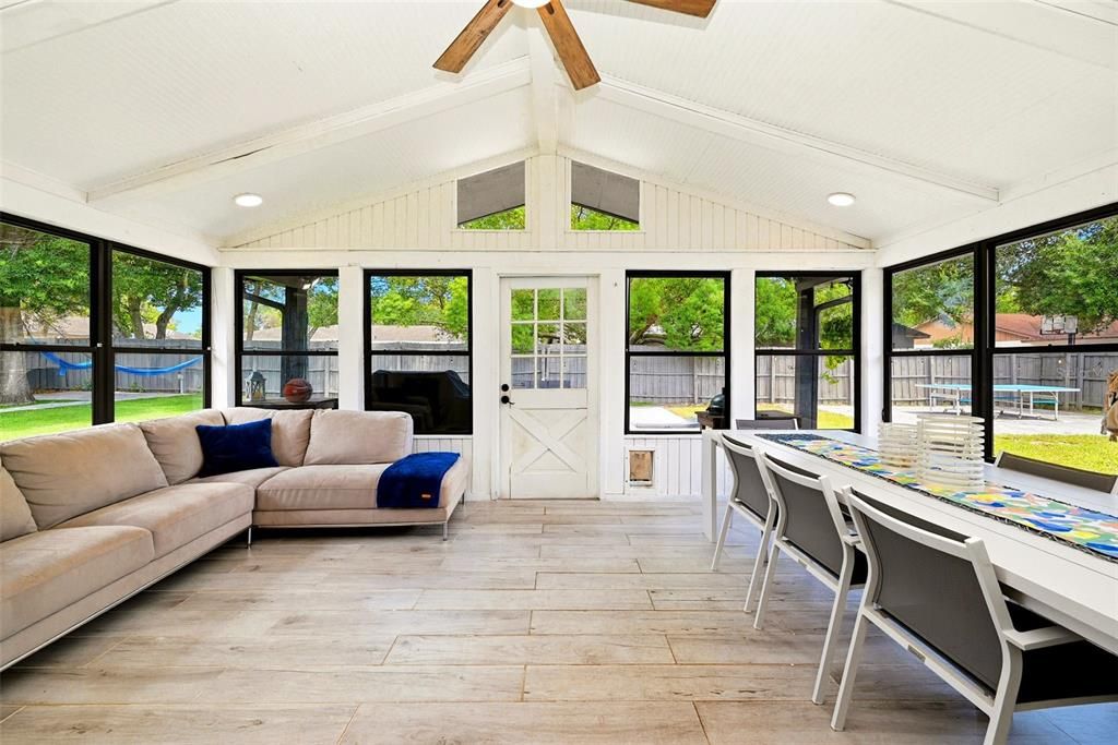 For Sale: $622,000 (4 beds, 2 baths, 1925 Square Feet)