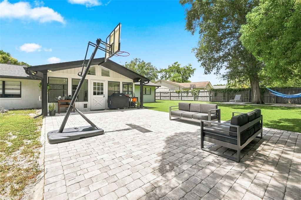 For Sale: $622,000 (4 beds, 2 baths, 1925 Square Feet)