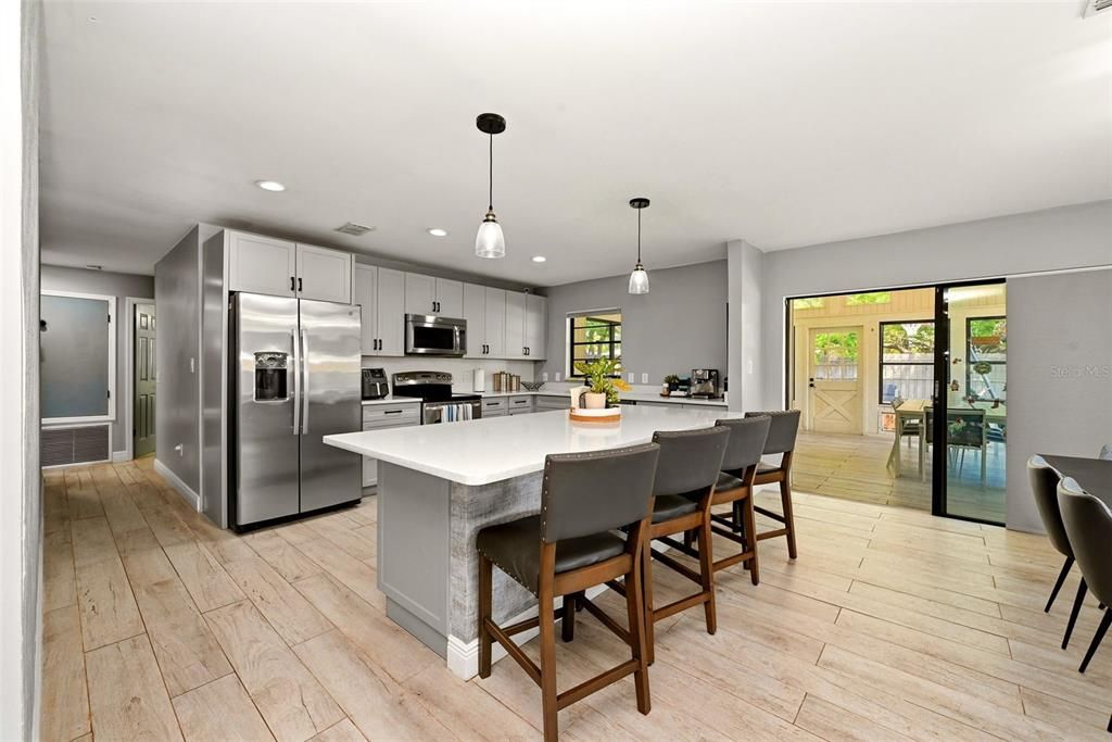 For Sale: $622,000 (4 beds, 2 baths, 1925 Square Feet)
