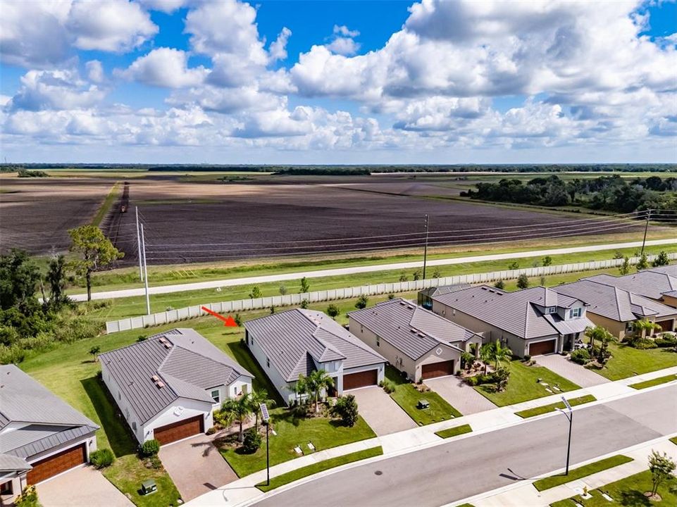 For Sale: $380,000 (2 beds, 2 baths, 1959 Square Feet)