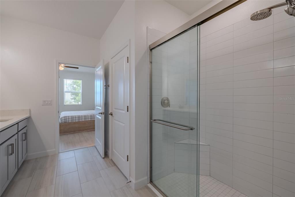 For Sale: $380,000 (2 beds, 2 baths, 1959 Square Feet)