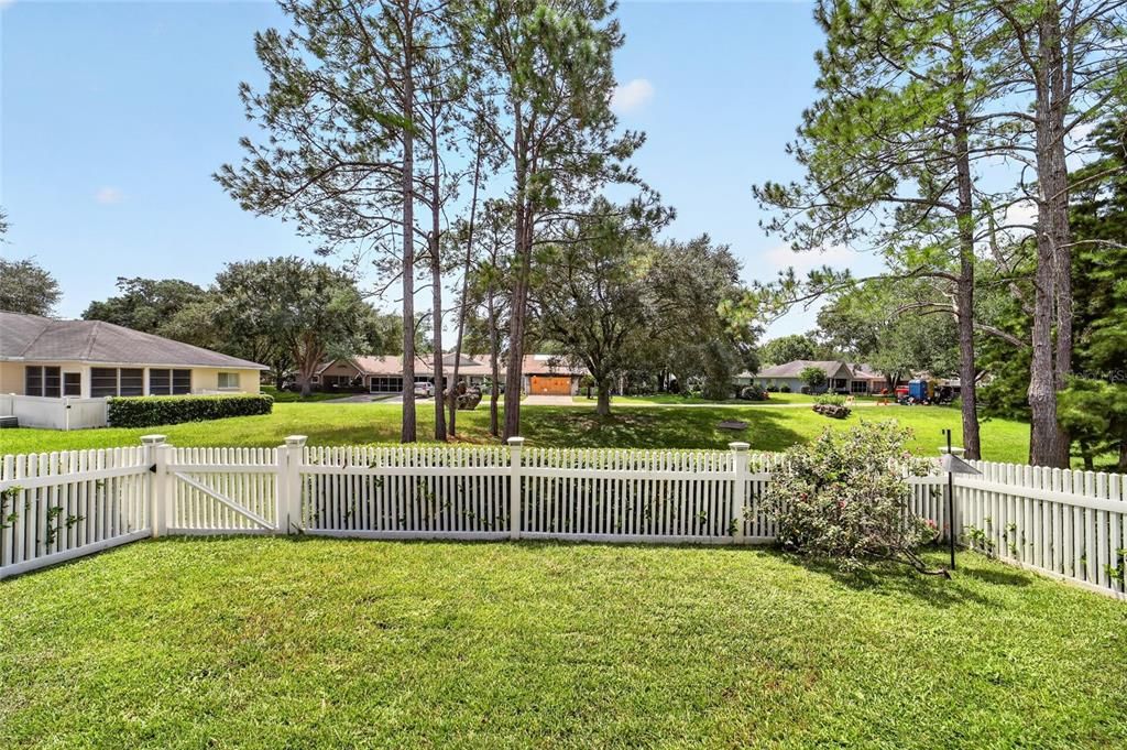 For Sale: $199,990 (3 beds, 2 baths, 1728 Square Feet)