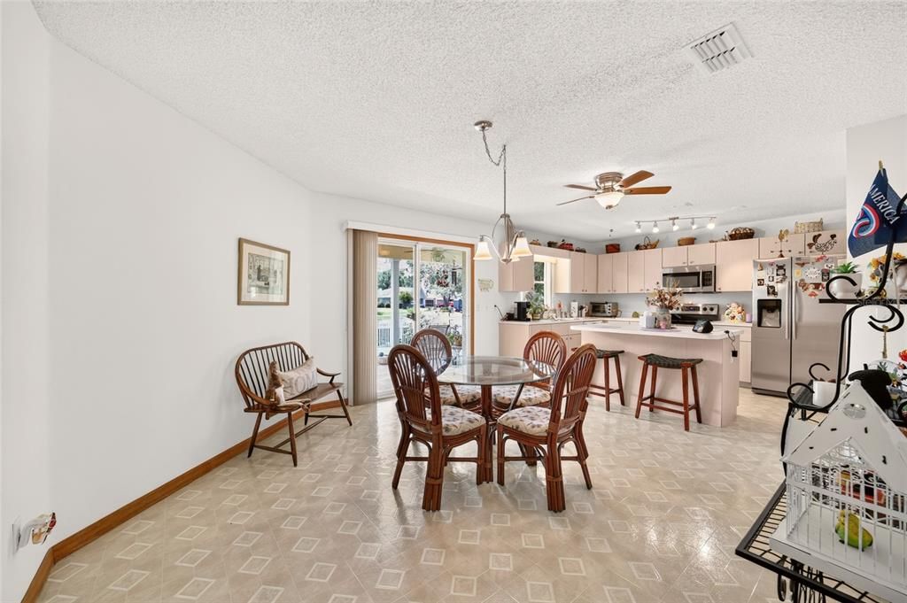 For Sale: $199,990 (3 beds, 2 baths, 1728 Square Feet)