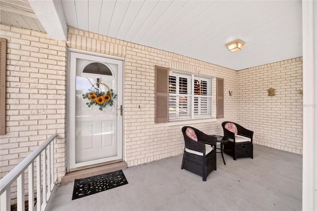For Sale: $199,990 (3 beds, 2 baths, 1728 Square Feet)