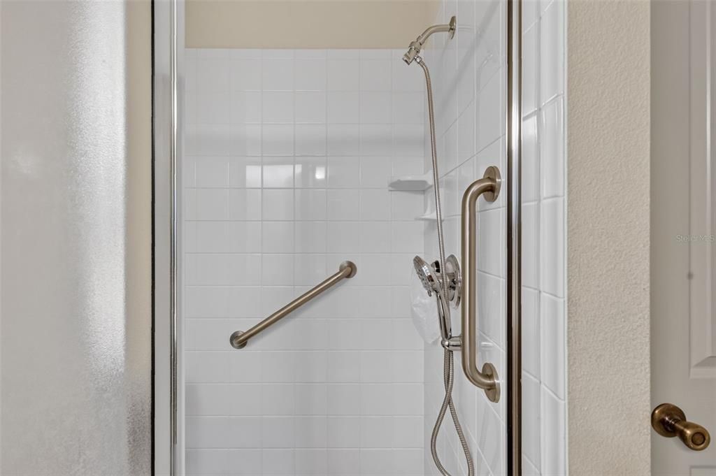For Sale: $349,900 (3 beds, 2 baths, 1392 Square Feet)
