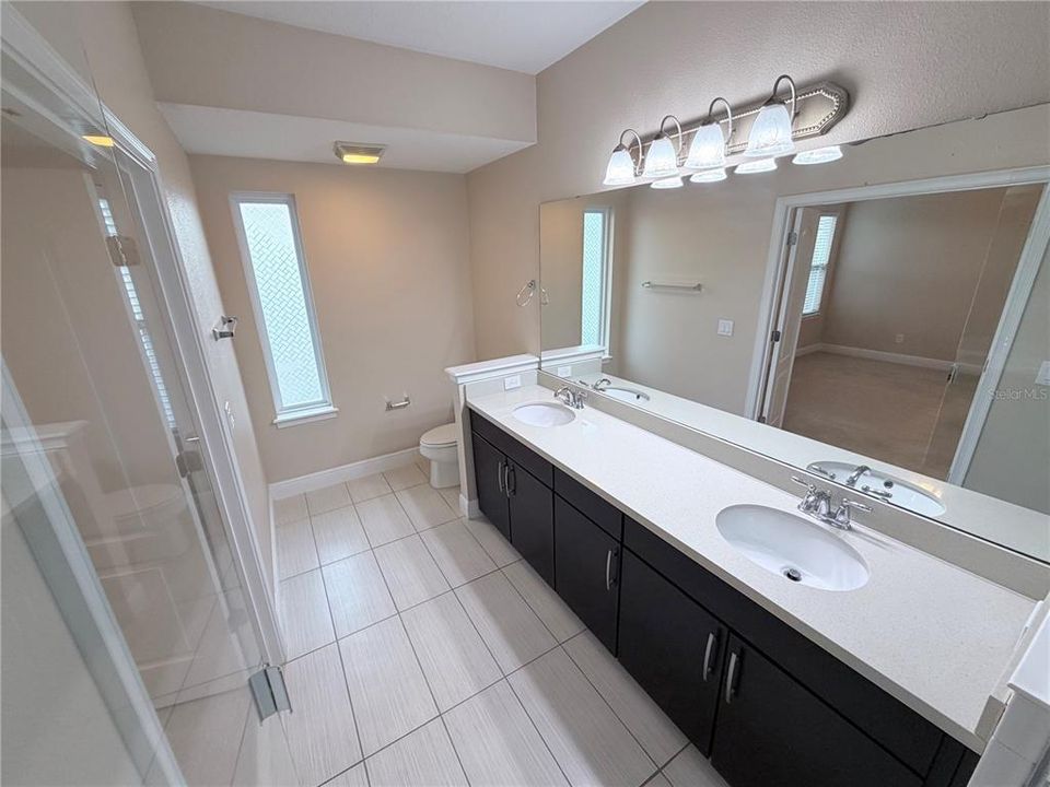 En Venta: $495,000 (3 camas, 2 baños, 1936 Pies cuadrados)