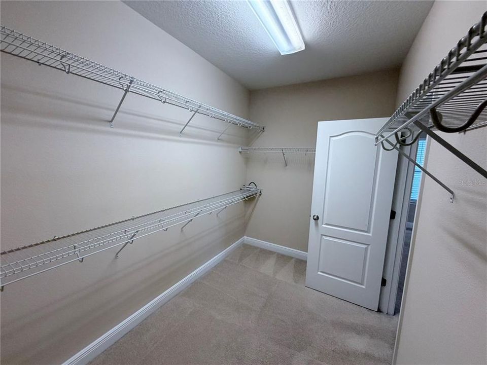 En Venta: $495,000 (3 camas, 2 baños, 1936 Pies cuadrados)