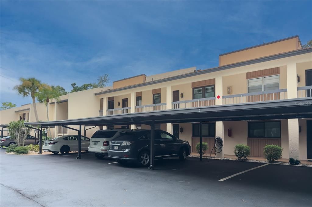 For Sale: $189,000 (2 beds, 2 baths, 1013 Square Feet)