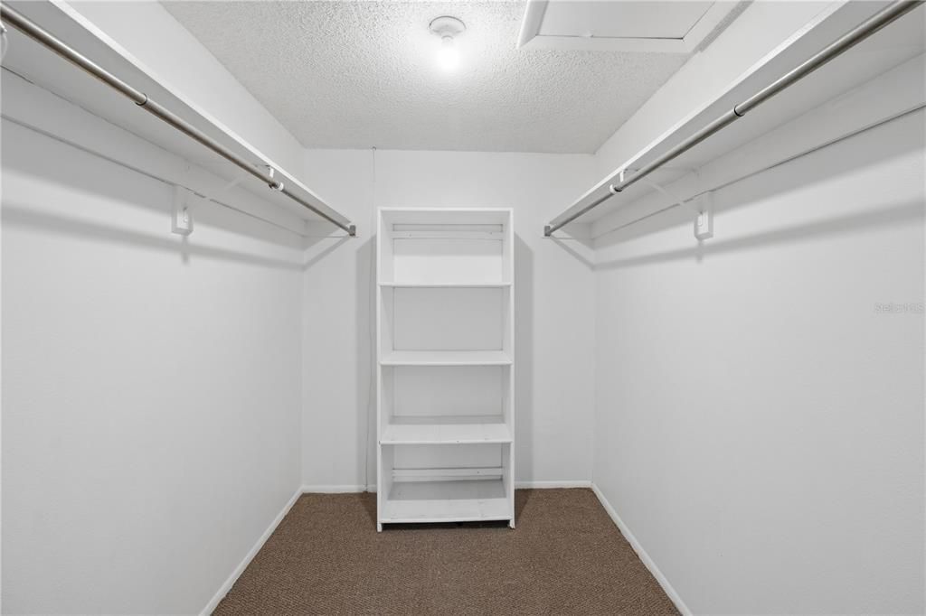 For Sale: $189,000 (2 beds, 2 baths, 1013 Square Feet)