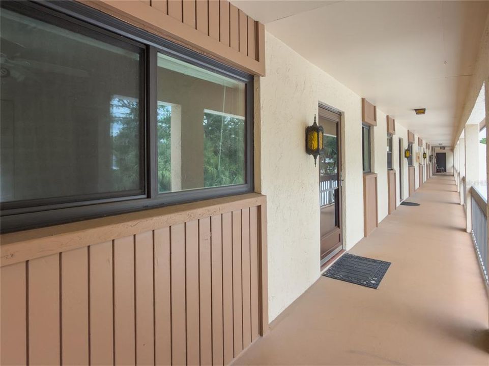 For Sale: $189,000 (2 beds, 2 baths, 1013 Square Feet)
