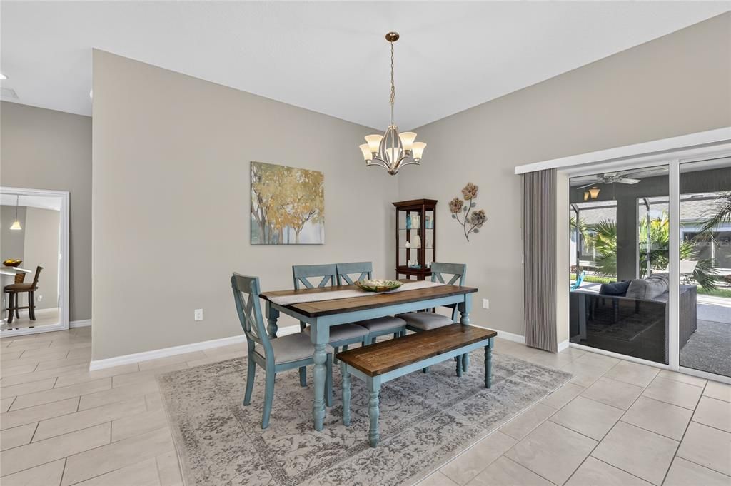 En Venta: $727,500 (3 camas, 2 baños, 1908 Pies cuadrados)