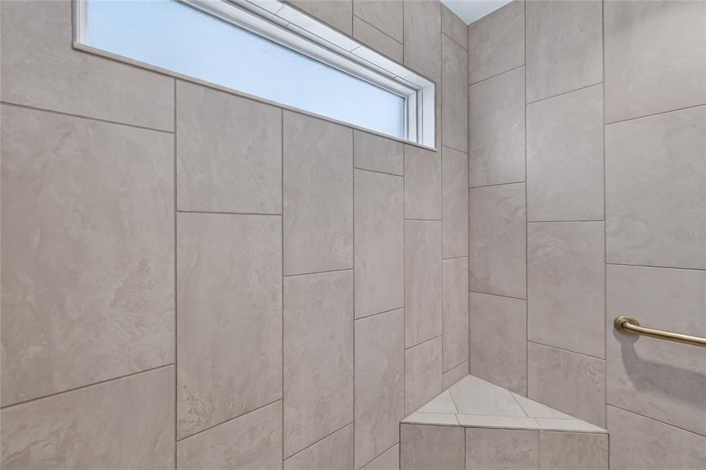 En Venta: $727,500 (3 camas, 2 baños, 1908 Pies cuadrados)