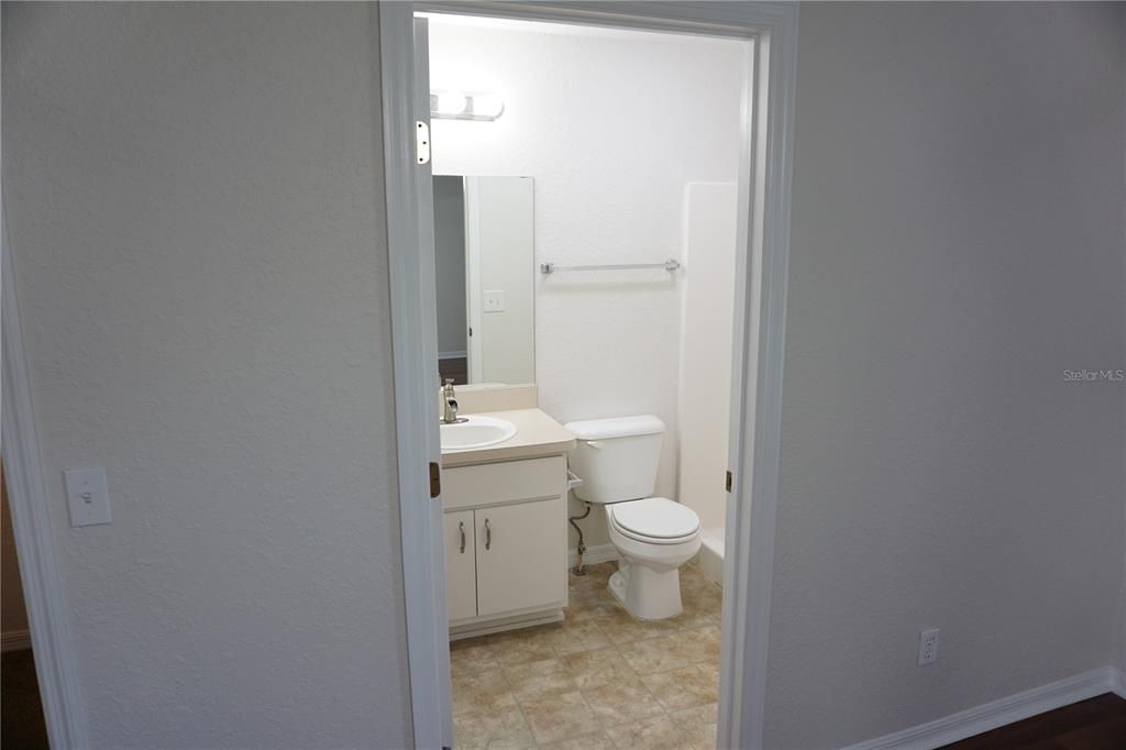 For Sale: $244,900 (3 beds, 2 baths, 1280 Square Feet)