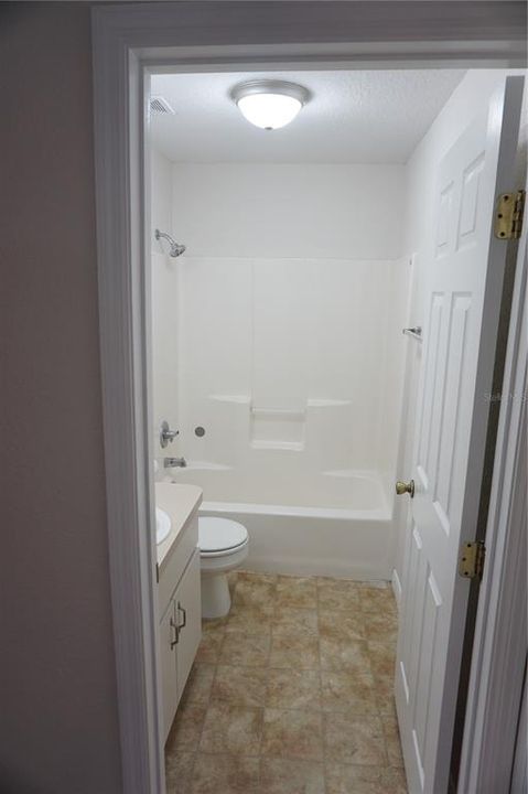 For Sale: $244,900 (3 beds, 2 baths, 1280 Square Feet)