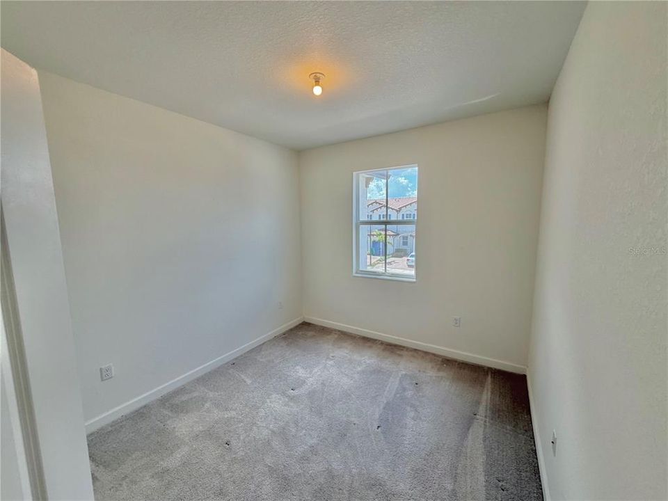 For Rent: $3,350 (3 beds, 2 baths, 1442 Square Feet)