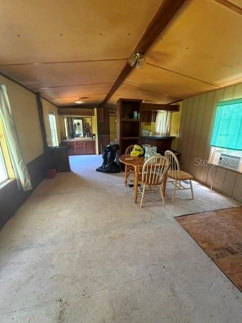 For Sale: $90,000 (2 beds, 2 baths, 924 Square Feet)