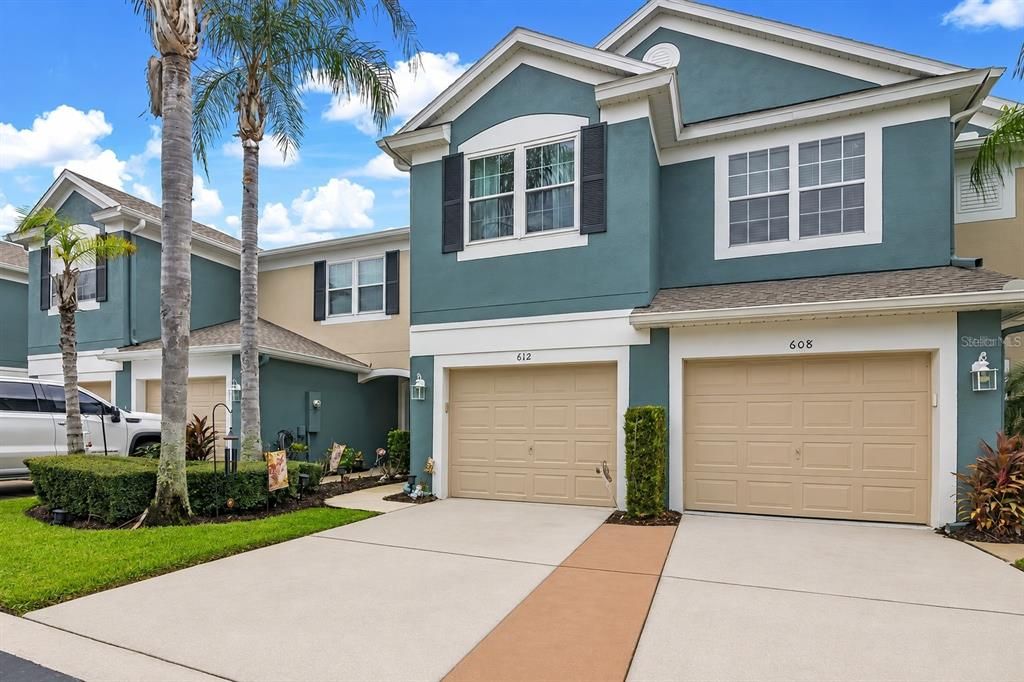 For Sale: $284,700 (3 beds, 2 baths, 1687 Square Feet)