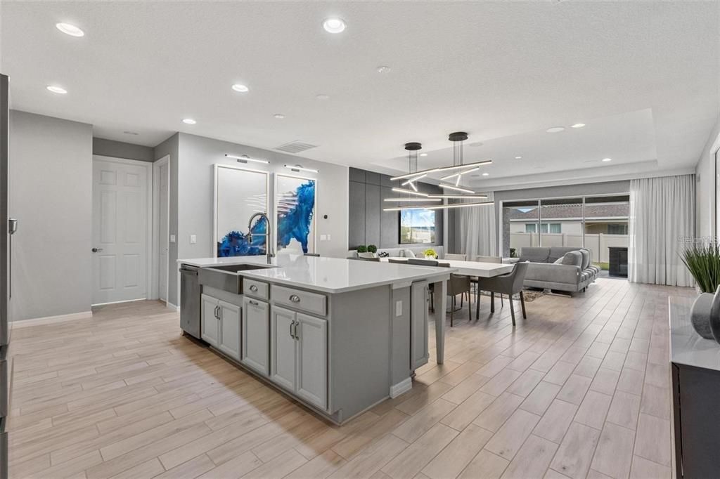 For Rent: $5,200 (4 beds, 4 baths, 3002 Square Feet)
