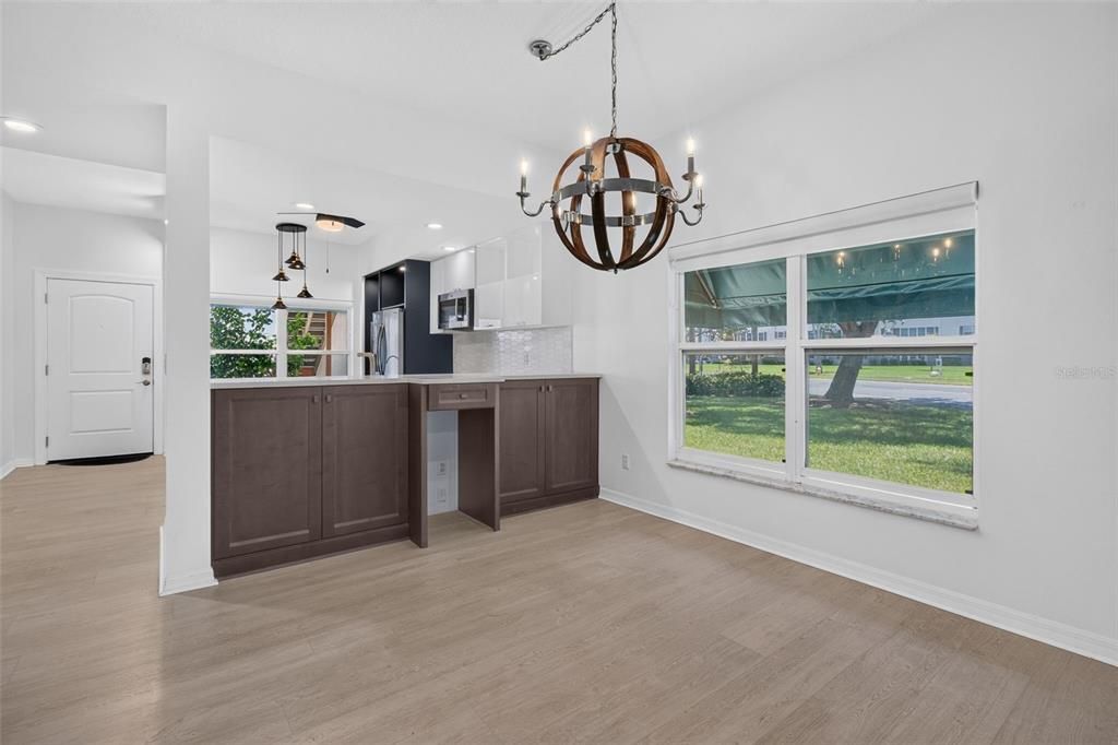 На продажу: $439,000 (3 спален, 2 ванн, 1450 Квадратных фут)