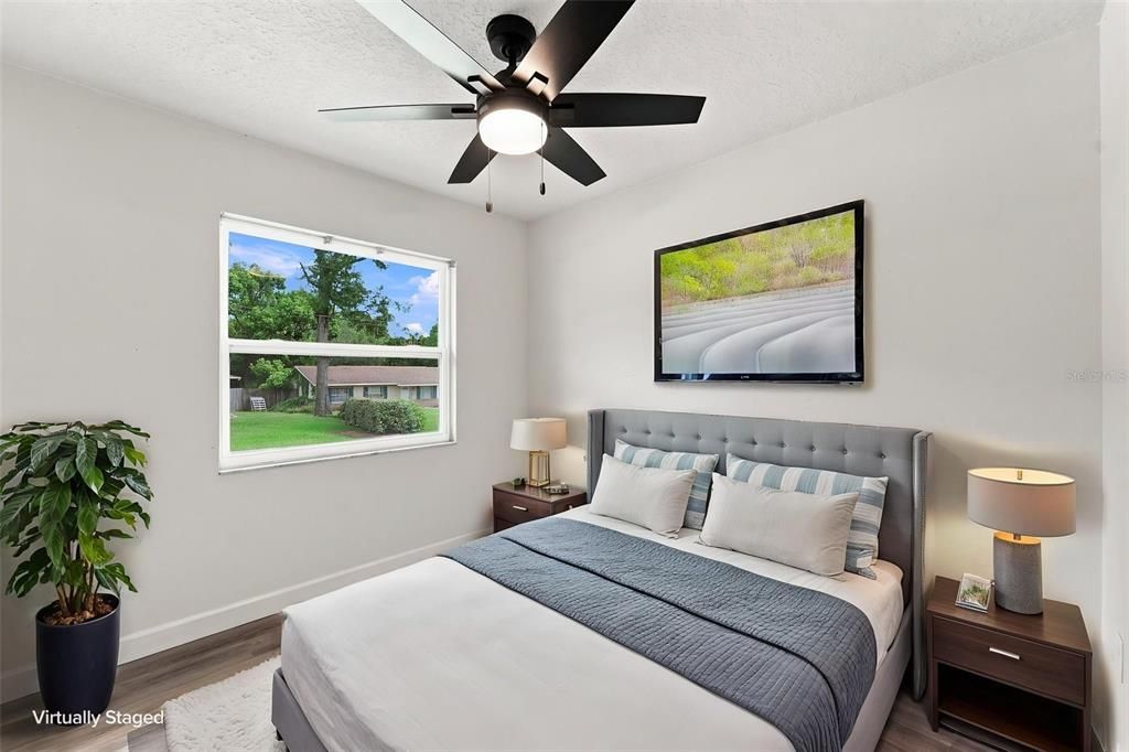 For Sale: $239,900 (3 beds, 1 baths, 988 Square Feet)