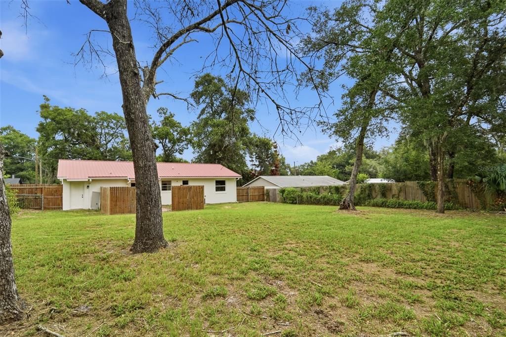 For Sale: $239,900 (3 beds, 1 baths, 988 Square Feet)