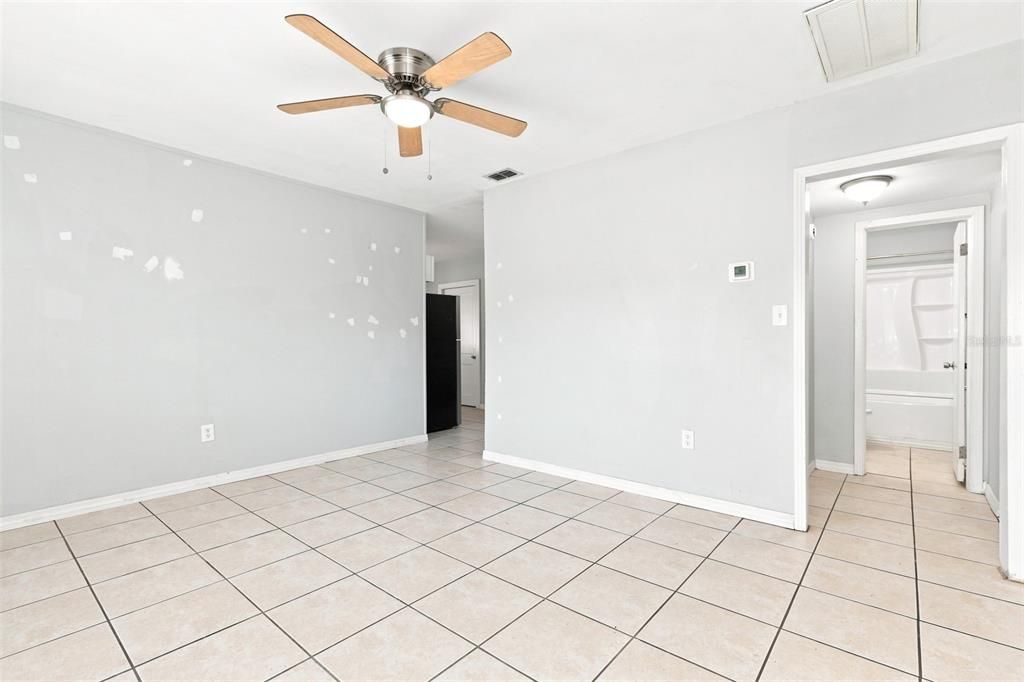 For Rent: $1,755 (3 beds, 2 baths, 1250 Square Feet)