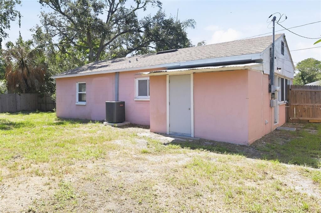 For Rent: $1,755 (3 beds, 2 baths, 1250 Square Feet)