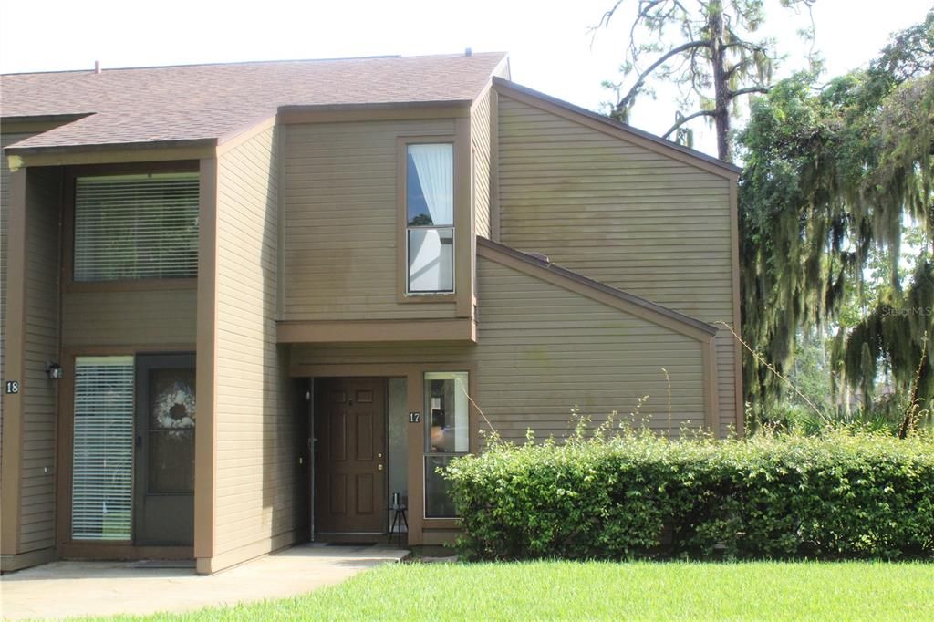 For Sale: $175,000 (2 beds, 2 baths, 1098 Square Feet)