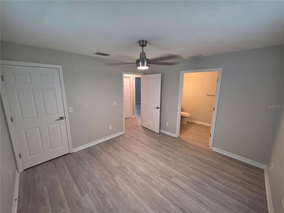 For Sale: $239,900 (3 beds, 2 baths, 1112 Square Feet)