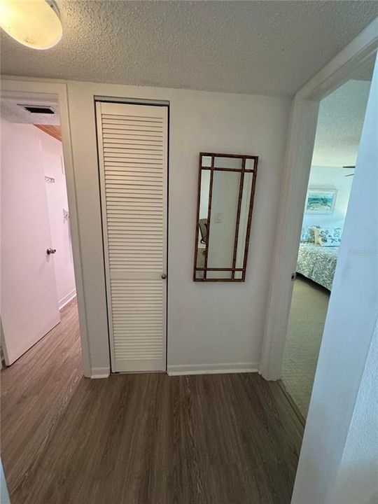 На продажу: $125,000 (2 спален, 1 ванн, 951 Квадратных фут)