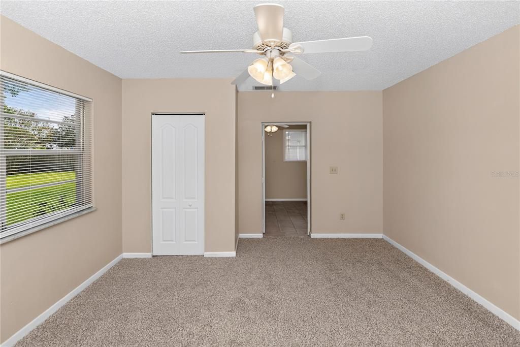 For Sale: $279,900 (3 beds, 2 baths, 1403 Square Feet)