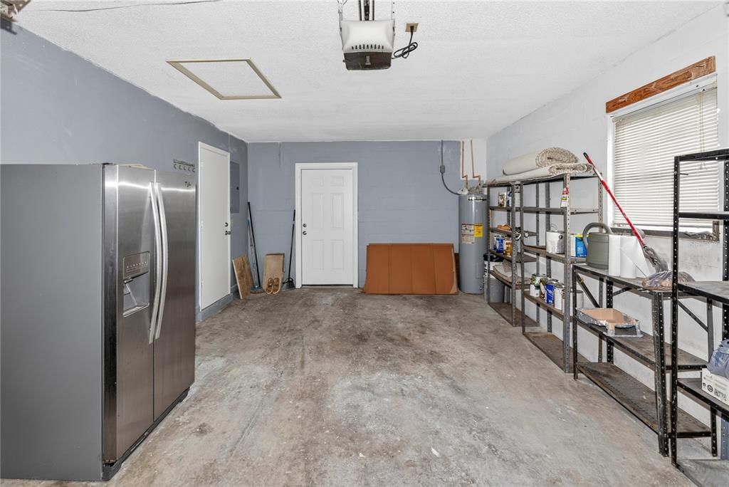For Sale: $279,900 (3 beds, 2 baths, 1403 Square Feet)