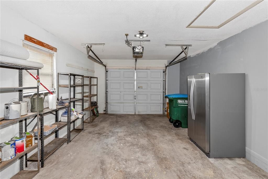 For Sale: $279,900 (3 beds, 2 baths, 1403 Square Feet)