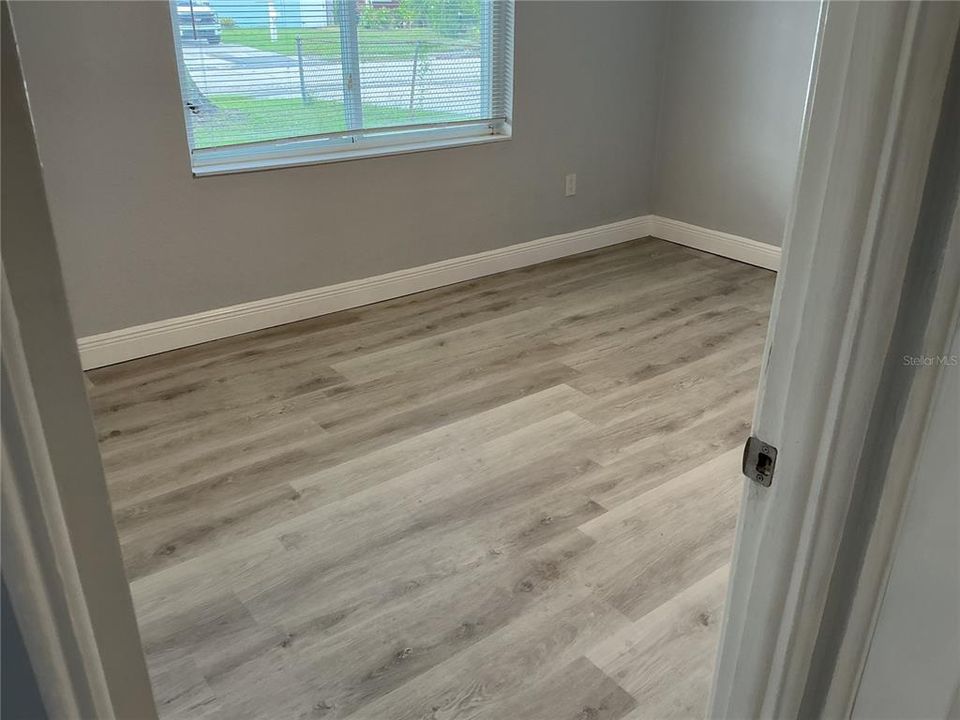 En Venta: $339,900 (2 camas, 1 baños, 877 Pies cuadrados)