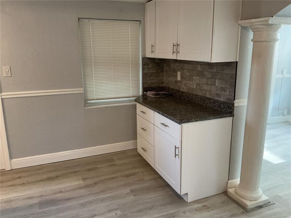 En Venta: $339,900 (2 camas, 1 baños, 877 Pies cuadrados)