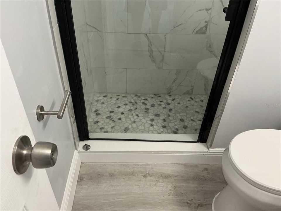 En Venta: $339,900 (2 camas, 1 baños, 877 Pies cuadrados)