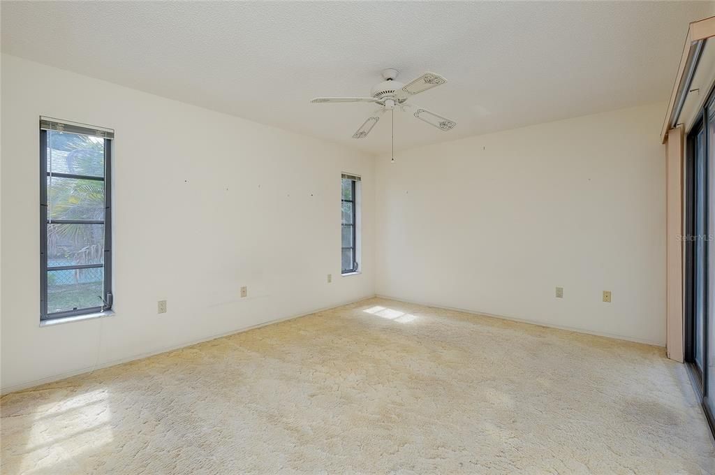 For Sale: $235,000 (3 beds, 2 baths, 1742 Square Feet)