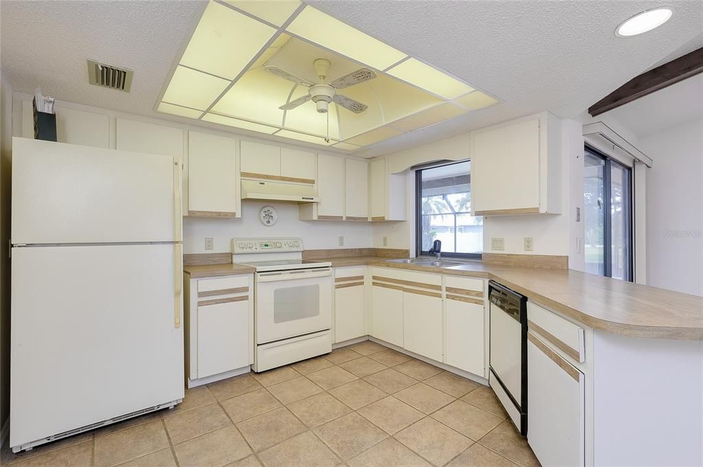 For Sale: $235,000 (3 beds, 2 baths, 1742 Square Feet)