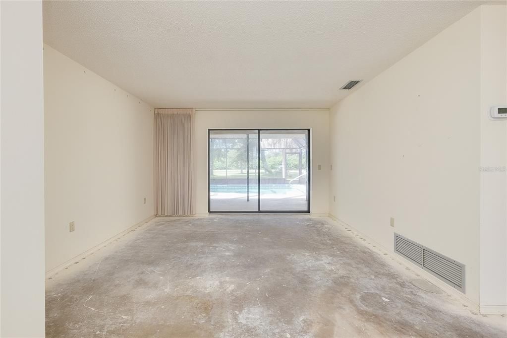 For Sale: $235,000 (3 beds, 2 baths, 1742 Square Feet)