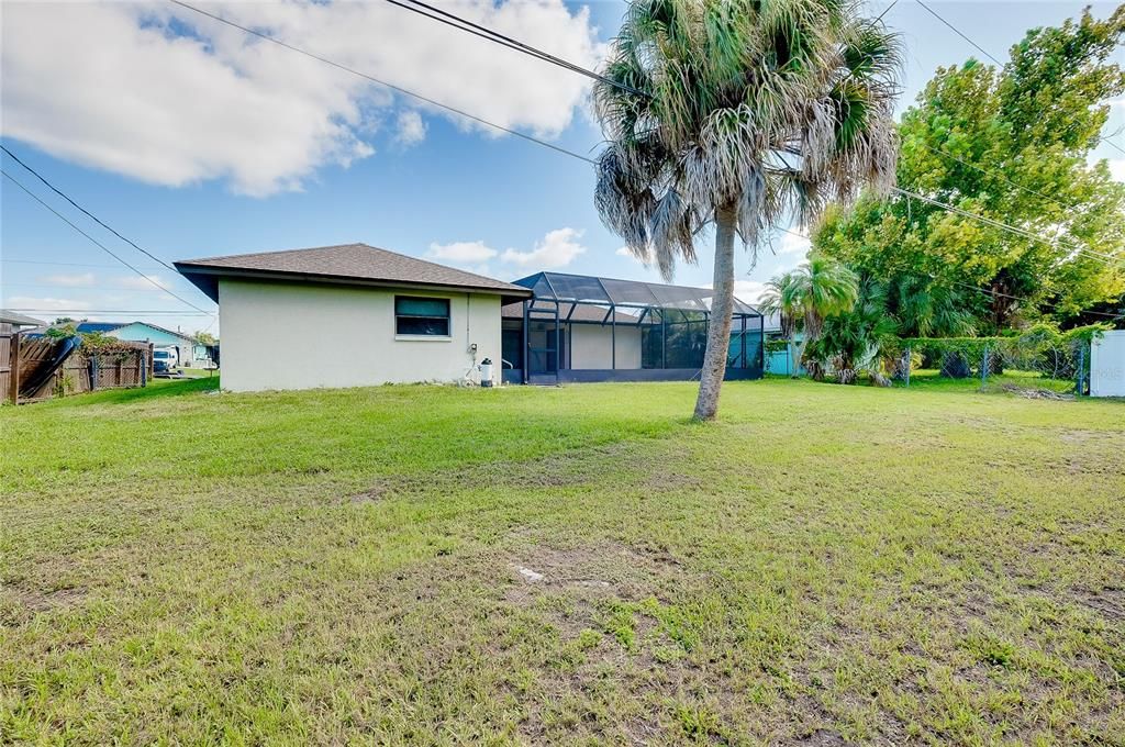 For Sale: $235,000 (3 beds, 2 baths, 1742 Square Feet)