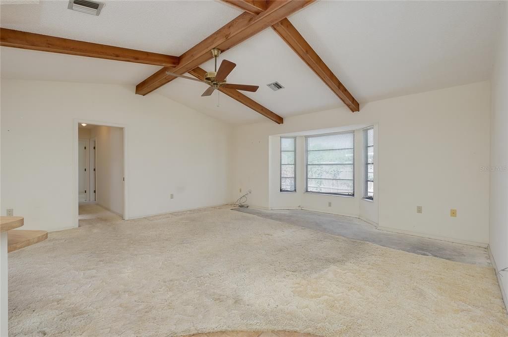 For Sale: $235,000 (3 beds, 2 baths, 1742 Square Feet)