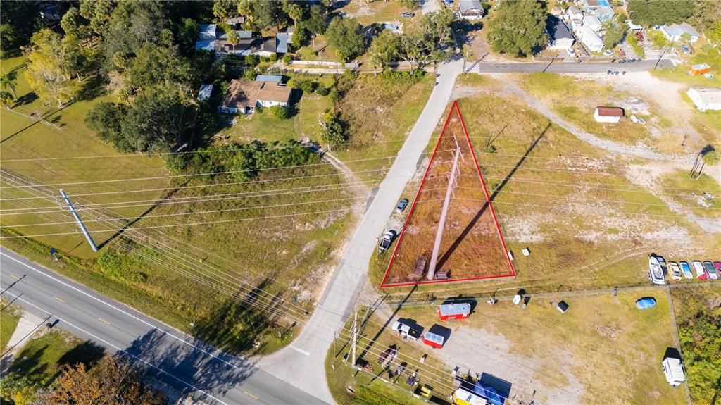 На продажу: $200,000 (0.62 acres)