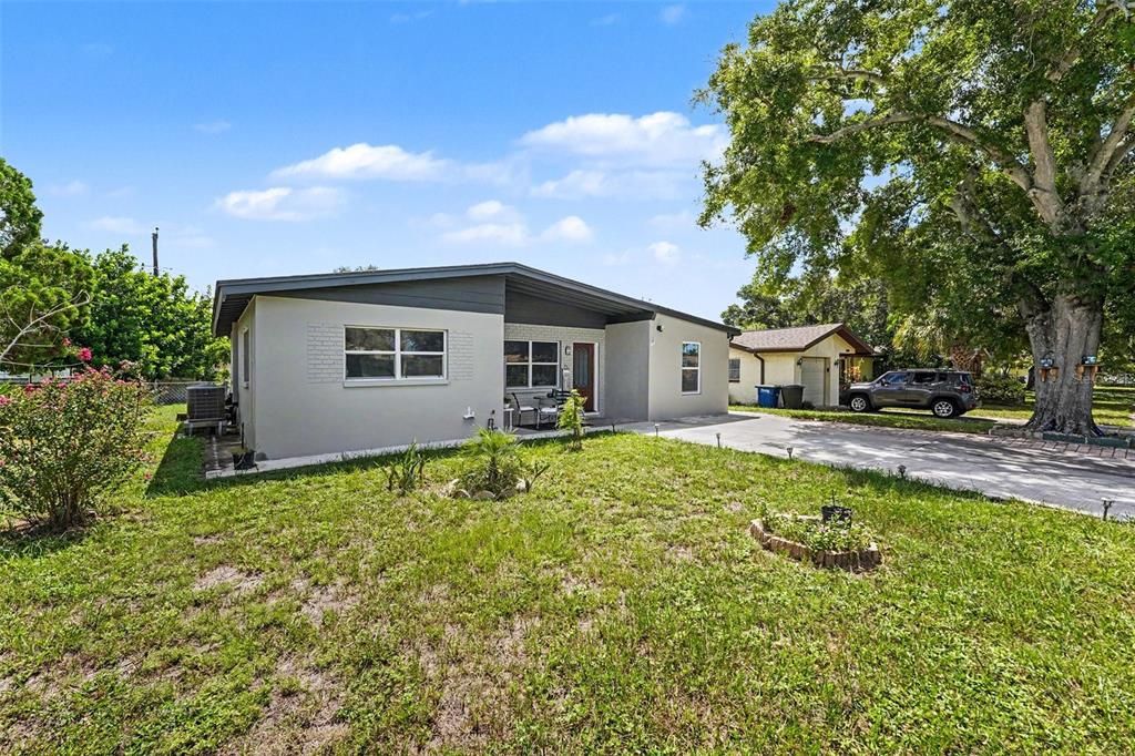 En Venta: $380,000 (3 camas, 2 baños, 1210 Pies cuadrados)