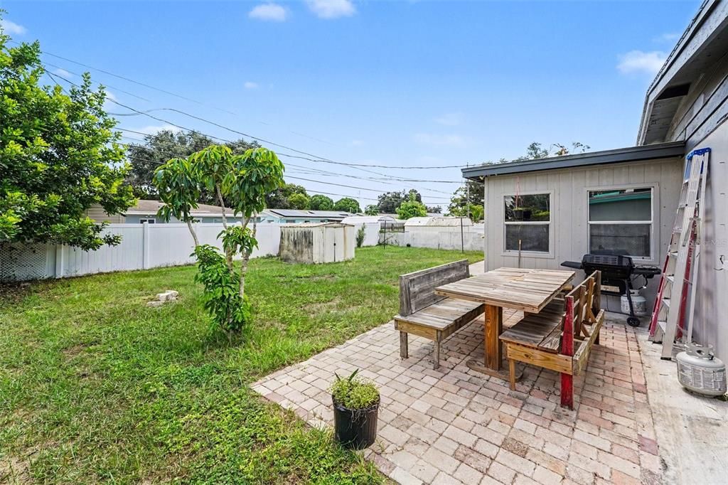 En Venta: $380,000 (3 camas, 2 baños, 1210 Pies cuadrados)