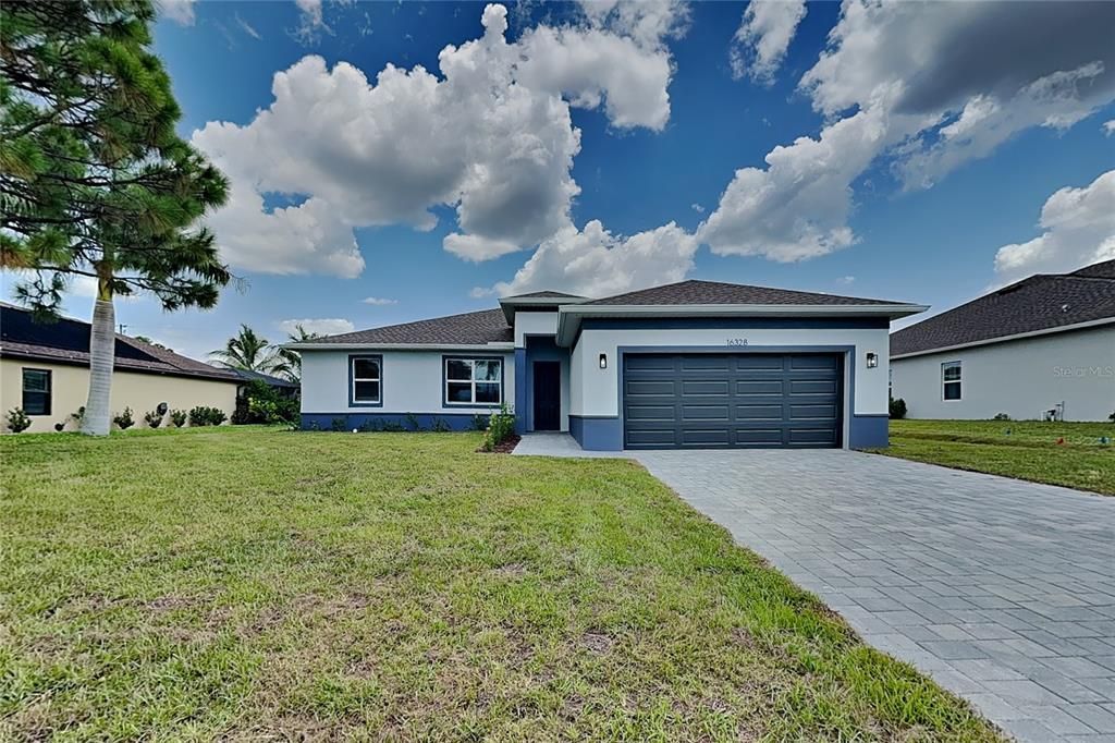 For Sale: $319,900 (3 beds, 2 baths, 1548 Square Feet)