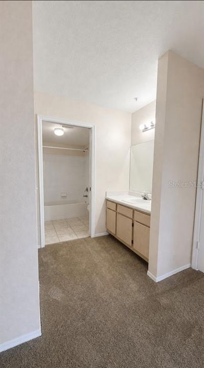 В аренду: $1,675 (2 спален, 2 ванн, 1020 Квадратных фут)
