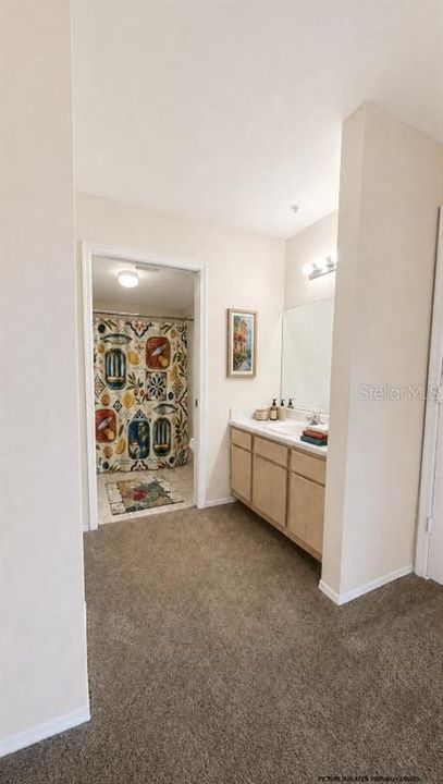 В аренду: $1,675 (2 спален, 2 ванн, 1020 Квадратных фут)