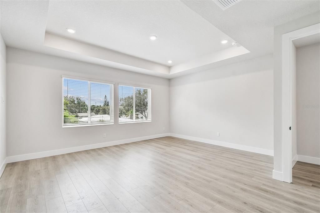 For Sale: $1,049,990 (4 beds, 3 baths, 2658 Square Feet)